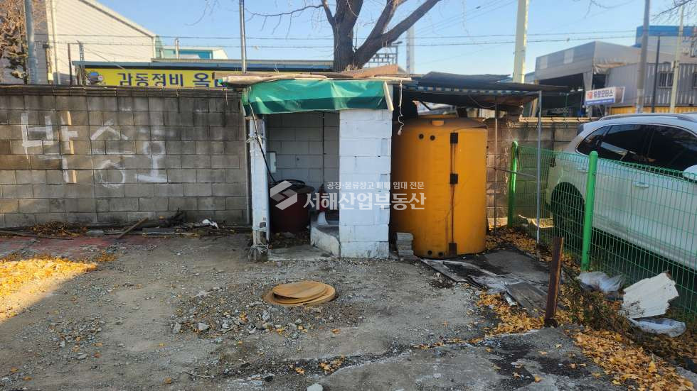 인천 서해구 가좌동 4차선 접한 나대지, 바닥 -세멘등, 전기,수도,화장실 유, 즉시입주 월세 매물번호 10519 사진 2