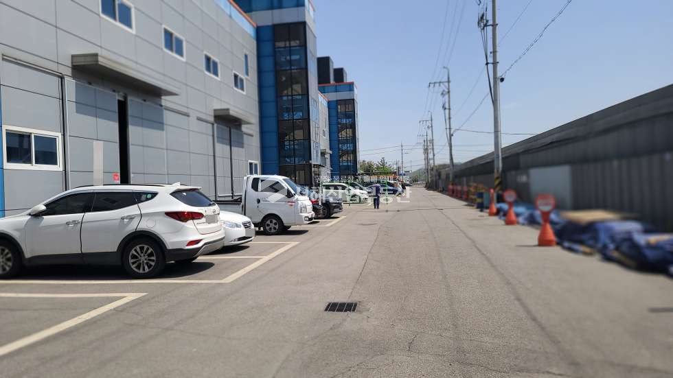 인천 제물포구 항동7가 대지347평 ,건물272평, 인천항인근, 공장 및 물류창고 매매 매물번호 10015 사진 7