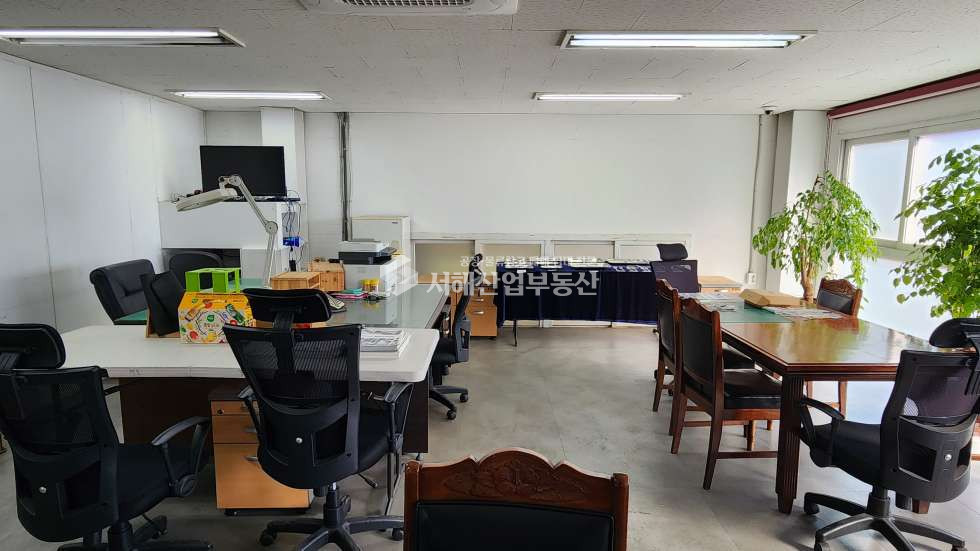 인천 서해구 가좌동 4차선접한 2층건물, 대지200평, 1층151평,2층151평, 가좌ic 인접 매매 매물번호 10221 사진 6