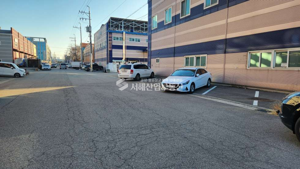 인천 서해구 석남동 석남동 북항 단독물류창고 , 대지 500평, 1층 276평, 2층 26평(사무실), 야드 200평, 층고 9m, 즉시입주 월세 매물번호 10535 사진 4