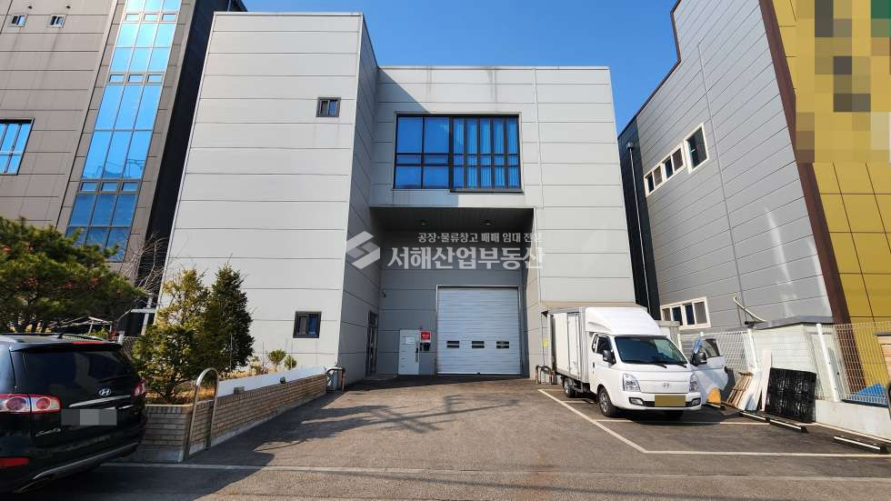 인천 서해구 가좌동 관리잘된 가좌동 1.2층 공장 대지210평 ,1층134평, 2층142평,화물승강기유 매매 매물번호 10578 사진 1