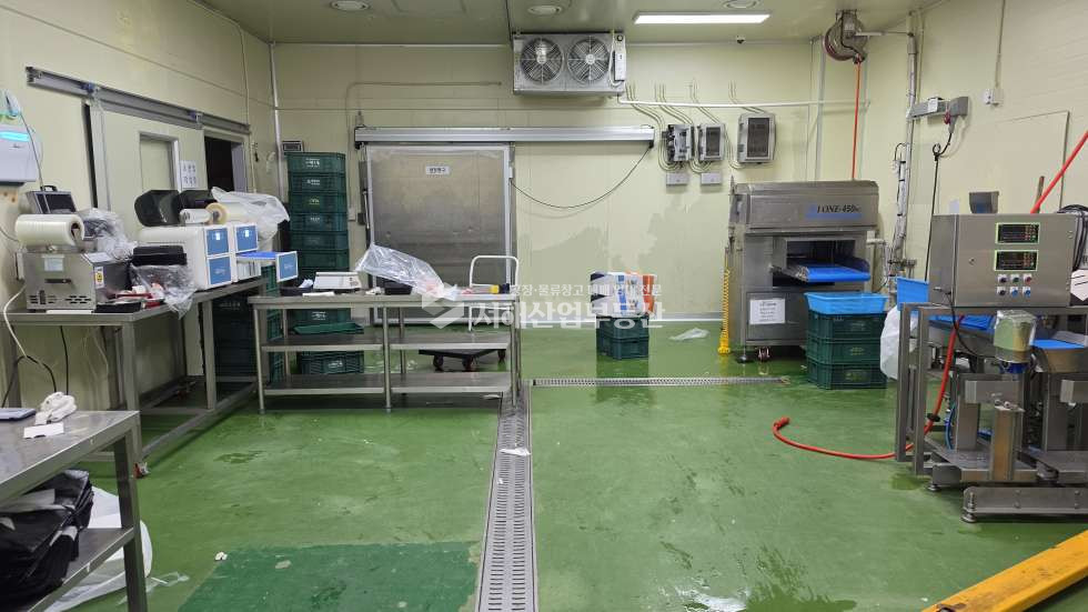 인천 서해구 가좌동 HACCP식품공장, 대지122평 , 1층84평, 2층66평, 냉동,냉장시설, 매매 매물번호 10613 사진 4