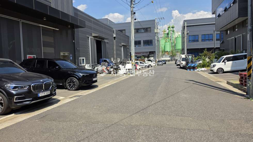 인천 서해구 석남동 물류창고 1층103평, 층고6.5m, 내부남여화장실, 신축건물, 대형차 진입, 월세 매물번호 10625 사진 2
