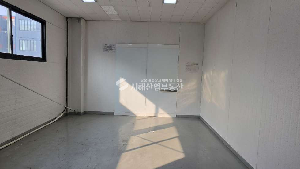 인천 서해구 가좌동 A동 가좌 ic 인근 창고 및 공장 1층354평, 2층89평, 동력300k, 야드135평, 즉시입주 월세 매물번호 10617 사진 8