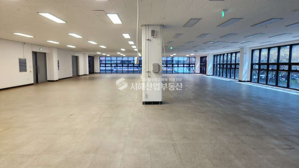 인천 제물포구 송현동 깔끔한 2층 공장 및 창고, 213평, 층고3m-텍스마감, 인용E/L, 화물승강기, 즉시입주 월세 매물번호 10584 사진 1