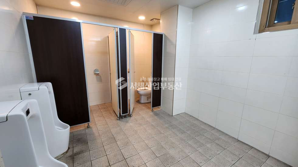 인천 서해구 석남동 B동 전용물류창고 1층247평, 사무실40평, 층고11m, 넓은야드, 40피트컨테이너 월세 매물번호 10439 사진 7