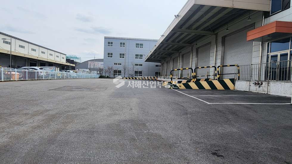인천 서해구 원창동 단독물류창고, 대지1556평, 건물1091평, 도크식구조, 전동도어, 야드420평, 즉시입주 월세 매물번호 10646 사진 2