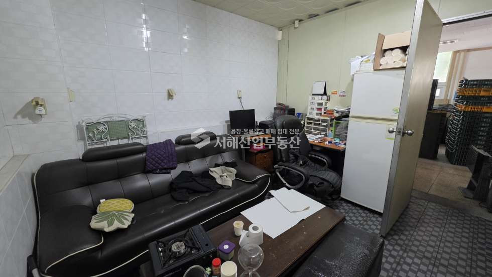 인천 서해구 가좌동 나동 4차선 도로접, 1층40평, 층고2.5m, 내부사무실, 9월입주 월세 매물번호 10648 사진 4